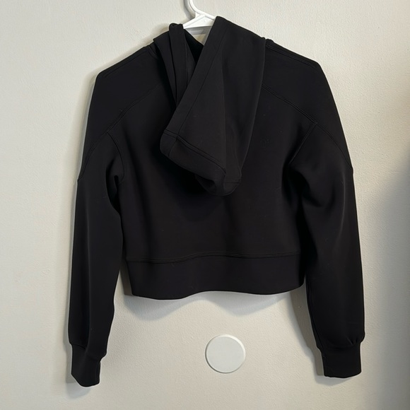 Lululemon get centered crop hoodie in black - Picture 3 of 5